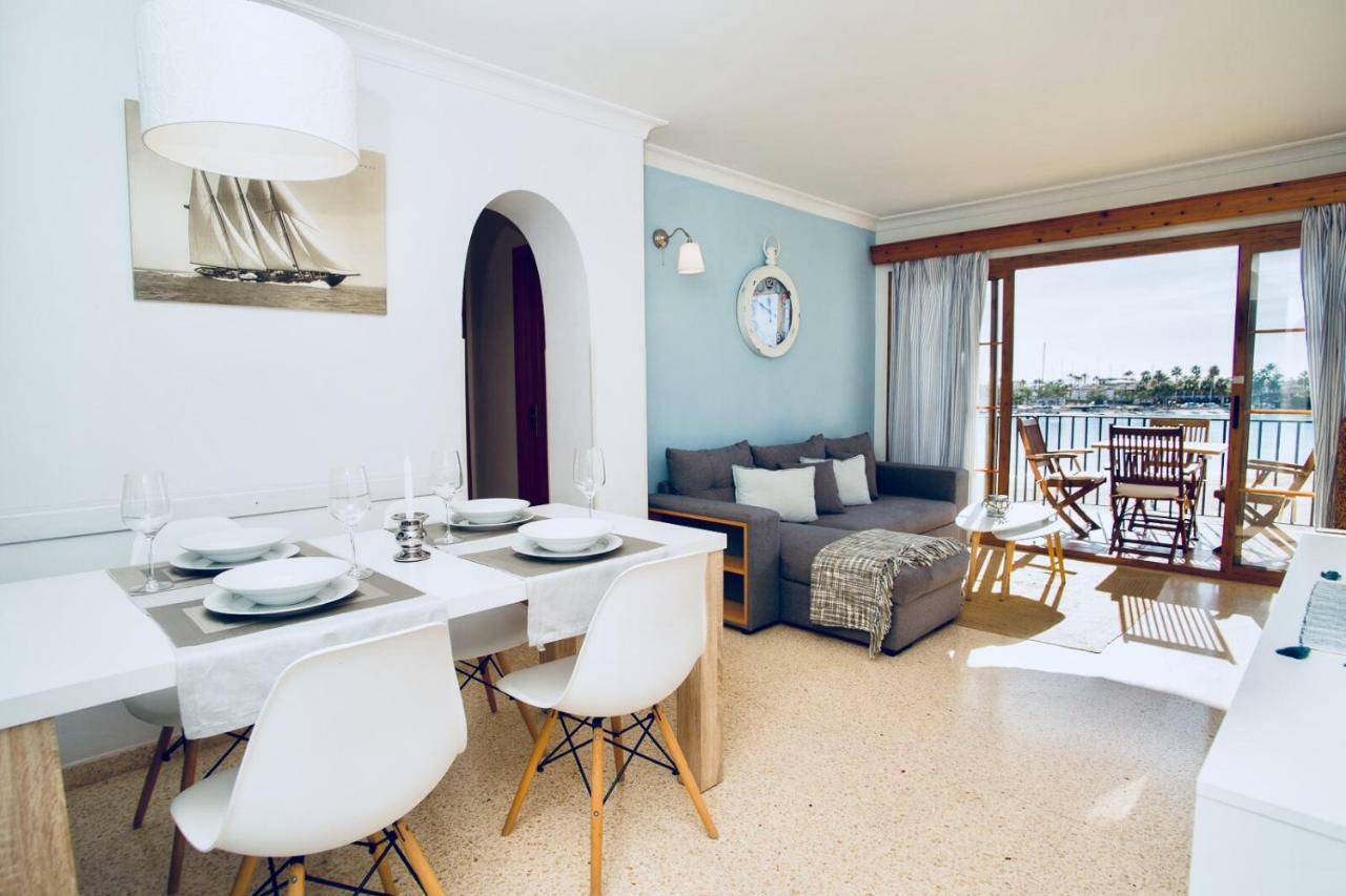 Beachfront Apartment Port d'Alcúdia Exterior foto
